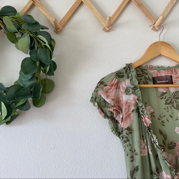 🎉2X HOST PICK 🎉REFORMATION Gwenyth Wrap dress - Picture 9 of 16